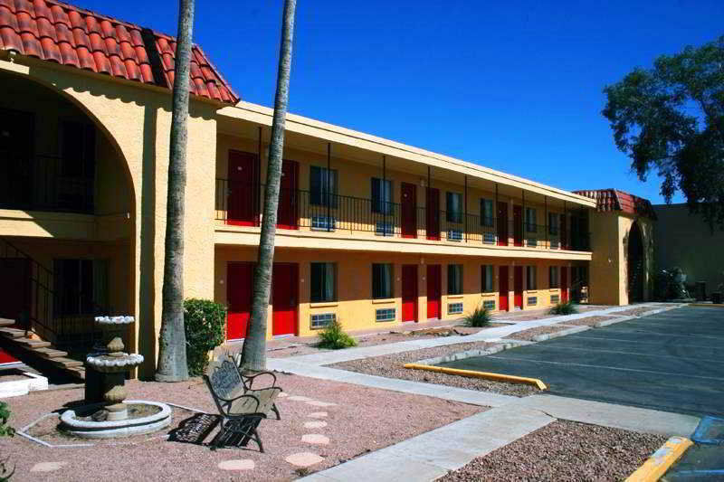 Extend-A-Suites Phoenix Exterior photo