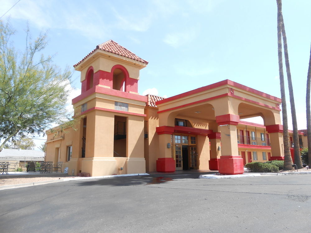 Extend-A-Suites Phoenix Exterior photo
