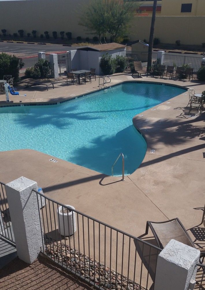 Extend-A-Suites Phoenix Exterior photo