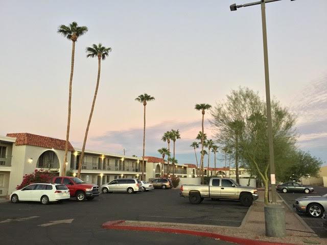 Extend-A-Suites Phoenix Exterior photo